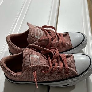 Converse Size 5 Womens
